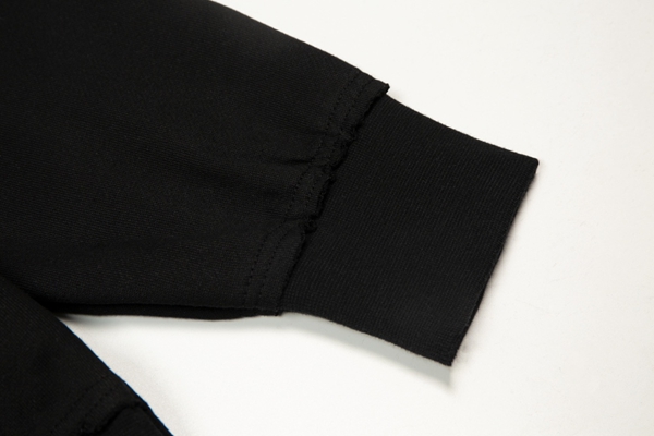 ブランドパーカー着用イメージ